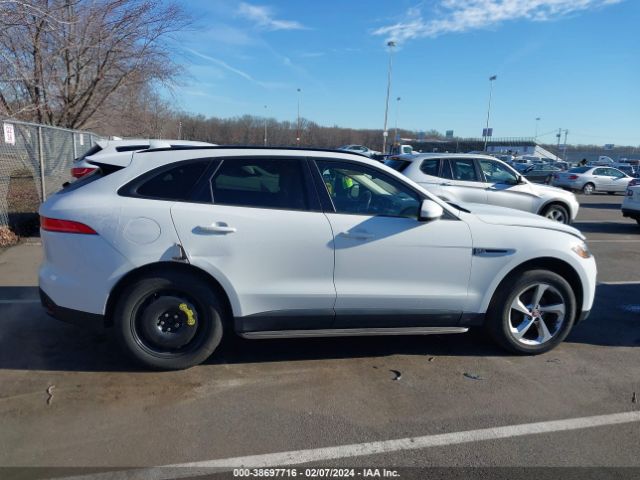 SADCJ2FX0JA203898 Jaguar F-pace 25t Premium