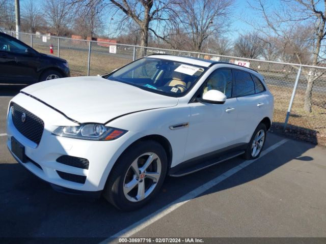 SADCJ2FX0JA203898 Jaguar F-pace 25t Premium