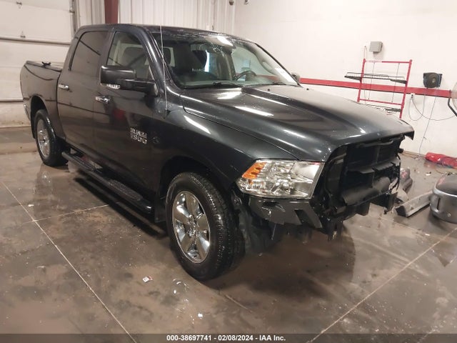2018 1C6RR7LG0JS222663 main image