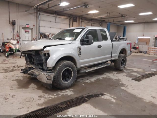 1FT7X3B66KEE16766 Ford F-350 Xl