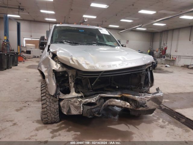 1FT7X3B66KEE16766 Ford F-350 Xl