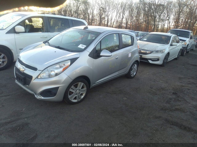 Chevrolet Spark 1lt Cvt 2015 KL8CD6S92FC725213 Image 2