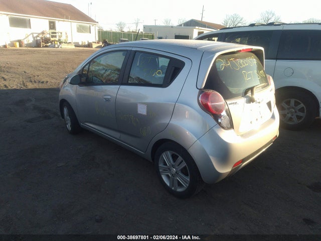 Chevrolet Spark 1lt Cvt 2015 KL8CD6S92FC725213 Image 3