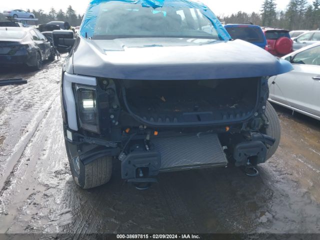 1FT6W1EV5NWG09950 Ford F-150 Lightning Lariat