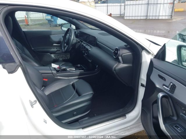 2020 MERCEDES-BENZ CLA 250 WDD5J4GB8LN062471 Photo 4