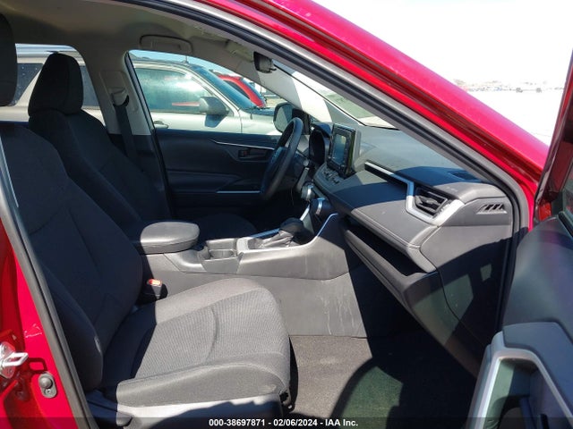 Toyota RAV4 LE 2020 2T3H1RFV7LW101026 Image 5