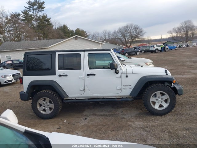 1C4BJWDG4JL838841 Jeep Wrangler Jk Unlimited Sport S 4x4