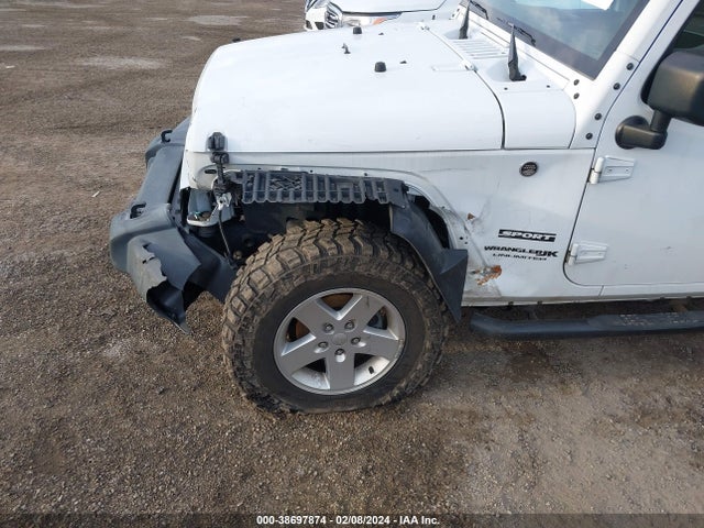 1C4BJWDG4JL838841 Jeep Wrangler Jk Unlimited Sport S 4x4
