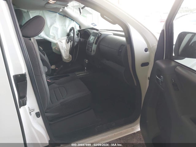 Nissan Frontier Desert Runner 2018 1N6DD0CU6JN773173 Image 5