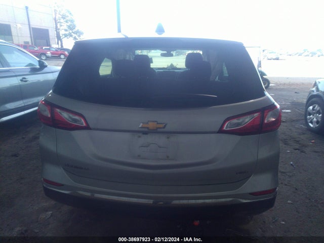 Chevrolet EQUINOX LS 2018 2GNAXREVXJ6347411 Image 16