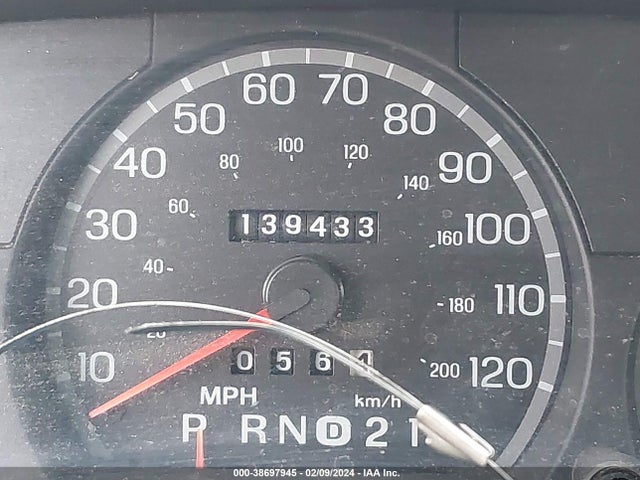 2001 FORD CROWN VICTORIA LX VIN: 2FAFP74W91X139792