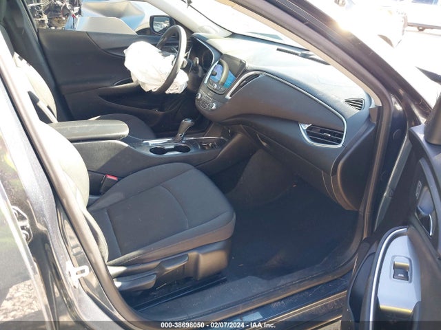 Chevrolet MALIBU LT 2019 1G1ZD5ST3KF136437 Image 5