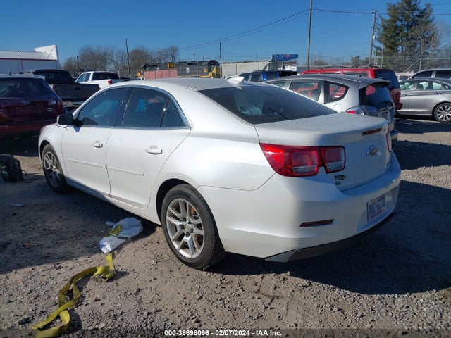 Chevrolet MALIBU 1LT 2015 1G11C5SL0FF249493 Image 3