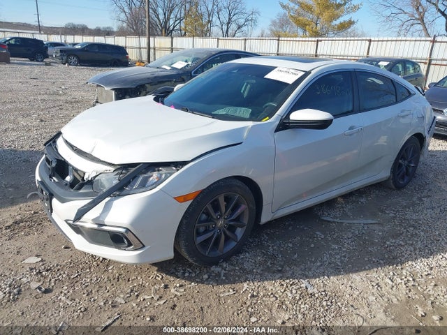 Honda CIVIC EX 2019 19XFC1F32KE010855 Image 2
