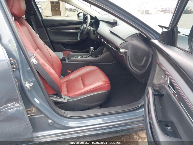 Mazda Mazda3 Carbon Edition 2022 3MZBPACL6NM315886 Image 5