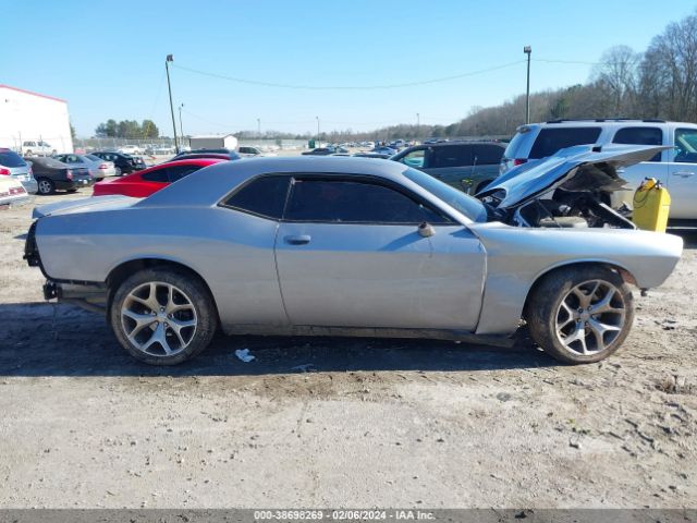 2C3CDZAG7GH326096 Dodge Challenger Sxt Plus