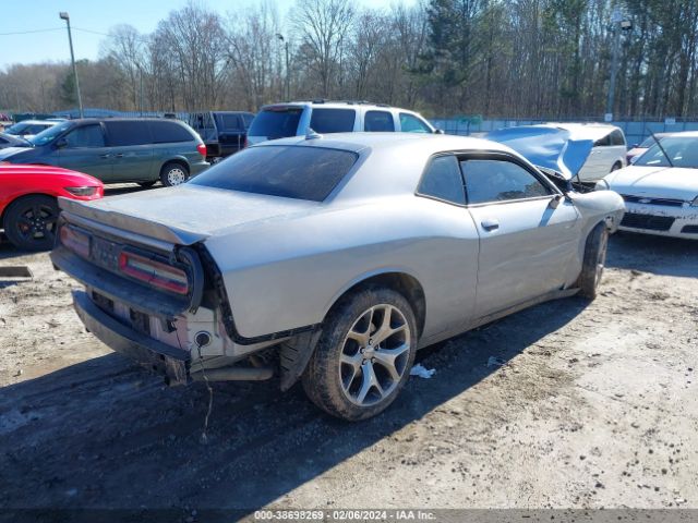 2C3CDZAG7GH326096 Dodge Challenger Sxt Plus