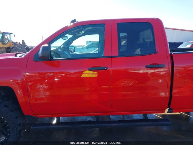 Chevrolet Silverado 1500 Custom 2018 1GCRCPEC8JZ353500 Image 14