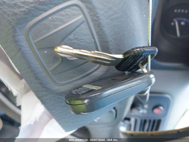 1999 HONDA CIVIC 2HGEJ6619XH588364 Photo 10
