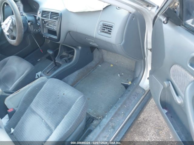 1999 HONDA CIVIC 2HGEJ6619XH588364 Photo 4