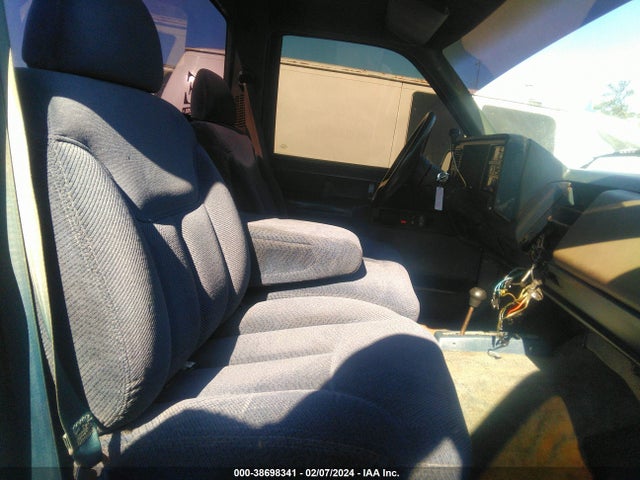 1988 CHEVROLET GMT-400 K1500 VIN: 1GCDK14K2JZ218676
