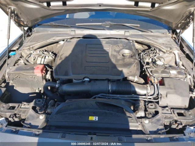 SAJAD4FX3JCP33147 Jaguar Xe 25t Premium