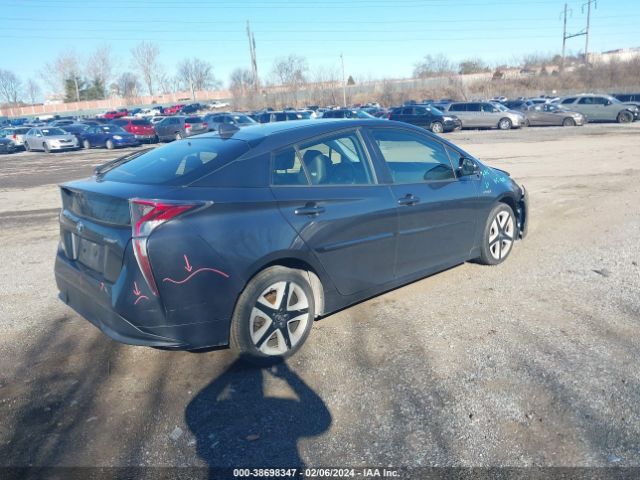 JTDKARFU2G3011997 Toyota Prius Three Touring