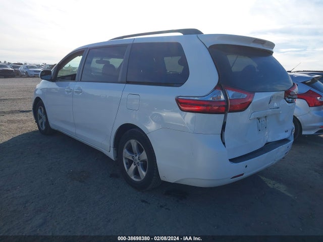 Toyota Sienna Le 8 Passenger 2016 5TDKK3DC8GS725328 Image 3