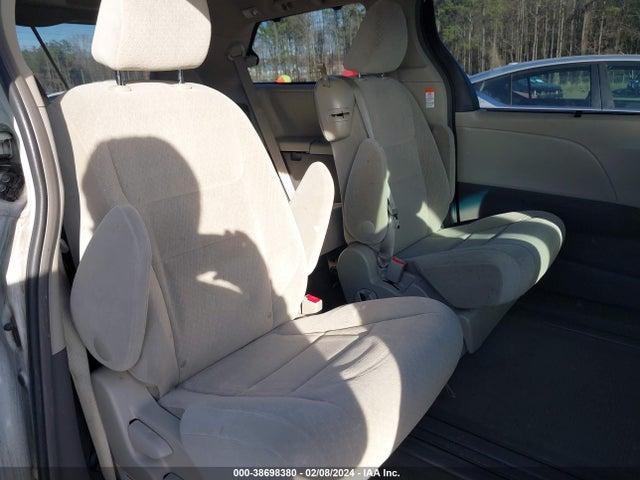 Toyota Sienna Le 8 Passenger 2016 5TDKK3DC8GS725328 Image 8
