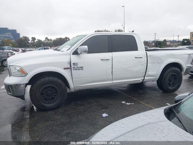 RAM 1500 Laramie  4x2 6'4 Box 2017 1C6RR6VT7HS597979 Image 14