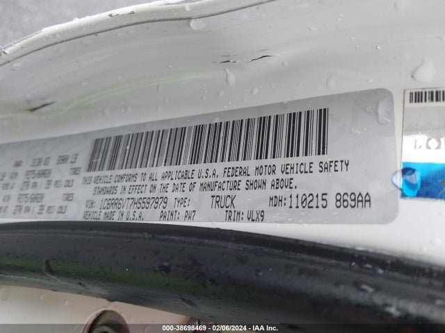 RAM 1500 Laramie  4x2 6'4 Box 2017 1C6RR6VT7HS597979 Image 9
