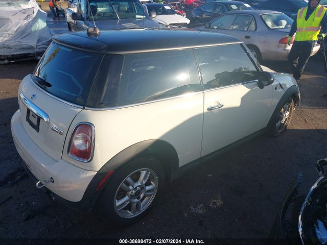 2013 MINI HARDTOP WMWSU3C56DT548530 Photo 3