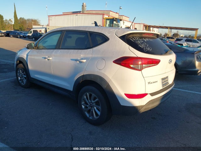 Hyundai TUCSON SE 2017 KM8J23A42HU413703 Image 3