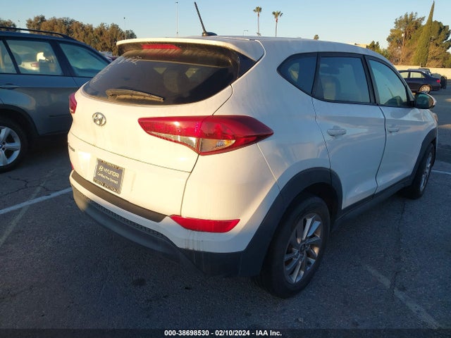 Hyundai TUCSON SE 2017 KM8J23A42HU413703 Image 4