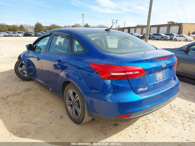 Ford FOCUS SE 2018 1FADP3F23JL265444 Image 3