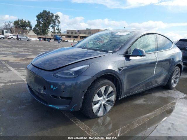 7SAYGDEE2NF557594 Tesla Model Y Long Range Dual Motor All-wheel Drive