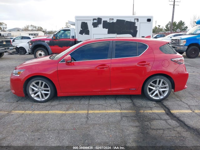 Lexus CT 200H 2017 JTHKD5BH0H2295662 Image 14