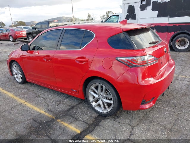 Lexus CT 200H 2017 JTHKD5BH0H2295662 Image 3