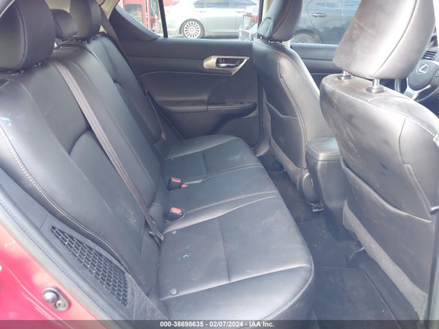 Lexus CT 200H 2017 JTHKD5BH0H2295662 Image 8