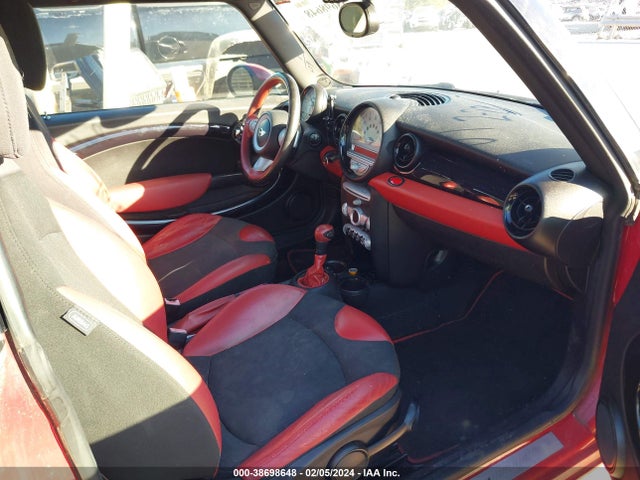 2009 MINI COOPER S WMWMF73589TW86071 Photo 4