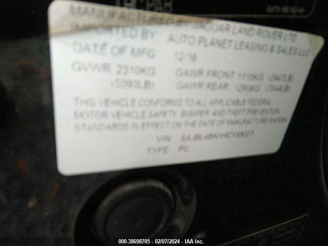 2017 JAGUAR XF SAJBL4BN1HCY48027 Photo 8