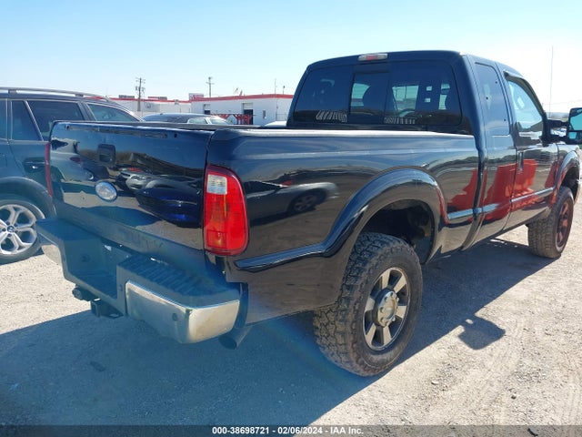 2012 FORD F-250 LARIAT VIN: 1FT7X2B6XCEA09898