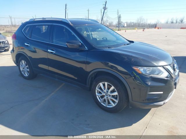 Auction sale of the 2017 Nissan Rogue Sv, vin: JN8AT2MT8HW135879, lot number: 38698906