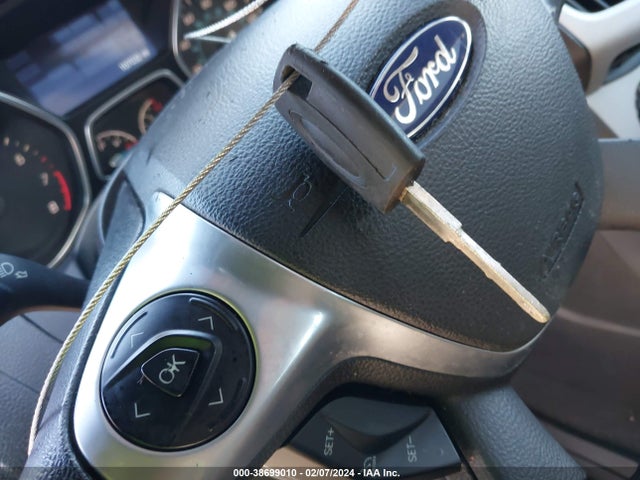 2014 FORD FOCUS SE VIN: 1FADP3F28EL378229