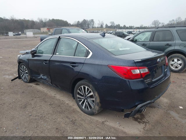 Subaru Legacy 2.5i Premium 2018 4S3BNAF69J3040055 Image 3