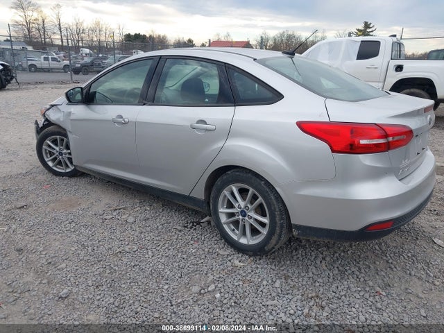 Ford FOCUS SE 2017 1FADP3F28HL339774 Image 3