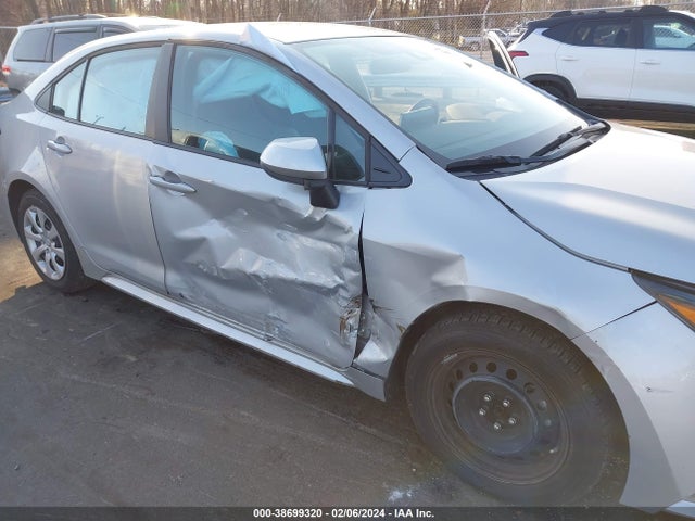 Toyota COROLLA LE 2021 5YFEPMAE4MP267138 Image 6