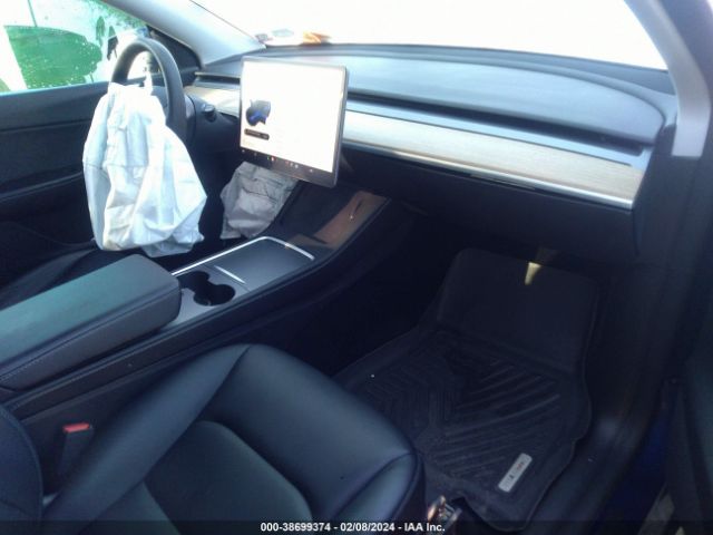 2022 TESLA MODEL Y 7SAYGDEF4NF380183 Photo 4