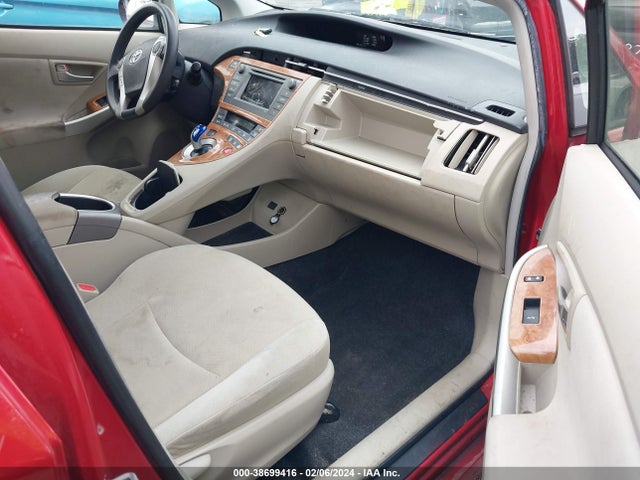 Toyota Prius Two 2014 JTDKN3DU0E1741243 Image 5