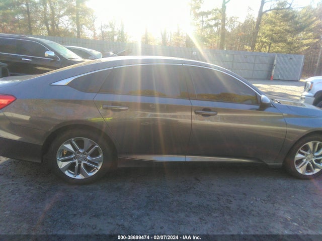 Honda ACCORD LX 2018 1HGCV1F18JA138435 Image 13